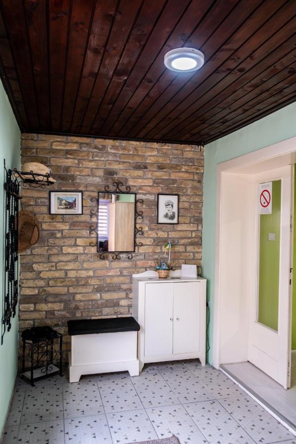 Apartman Bruno Senta Exterior foto